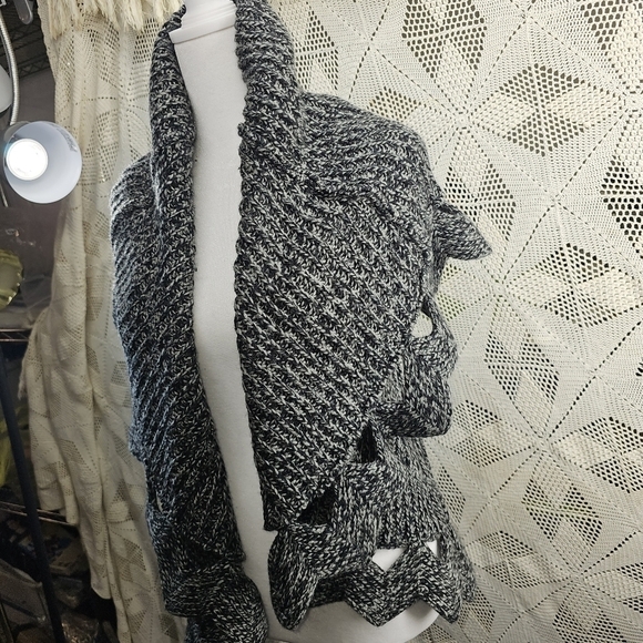 Scarf vest 15% wool black and Grey. Unkown brand and size - Picture 8 of 12